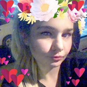 Meet your Posher, Hannah